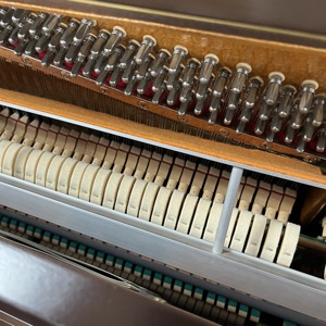 <span class=keywords><strong>Piano</strong></span> droit coréen original Young Chang U121NFI, table en épicéa massif, 88 touches, gravures rétro, idéal pour l'enseignement et les examens - Product Image 4