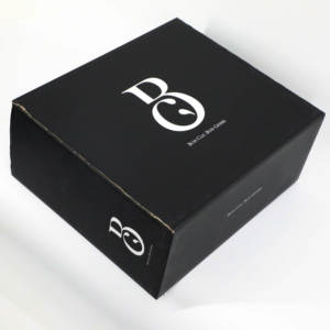 Belle belle boîte cadeau emballage de veste d'entraîneur boîte ondulée vide pour vêtements - Product Image 3