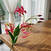 M898 Hochzeitsvase Hotel Blumenarrangement Lebensechte Hochwertige Luxuriöse Realistische Seiden-Kunstblumen Gloriosa Flaming Lily