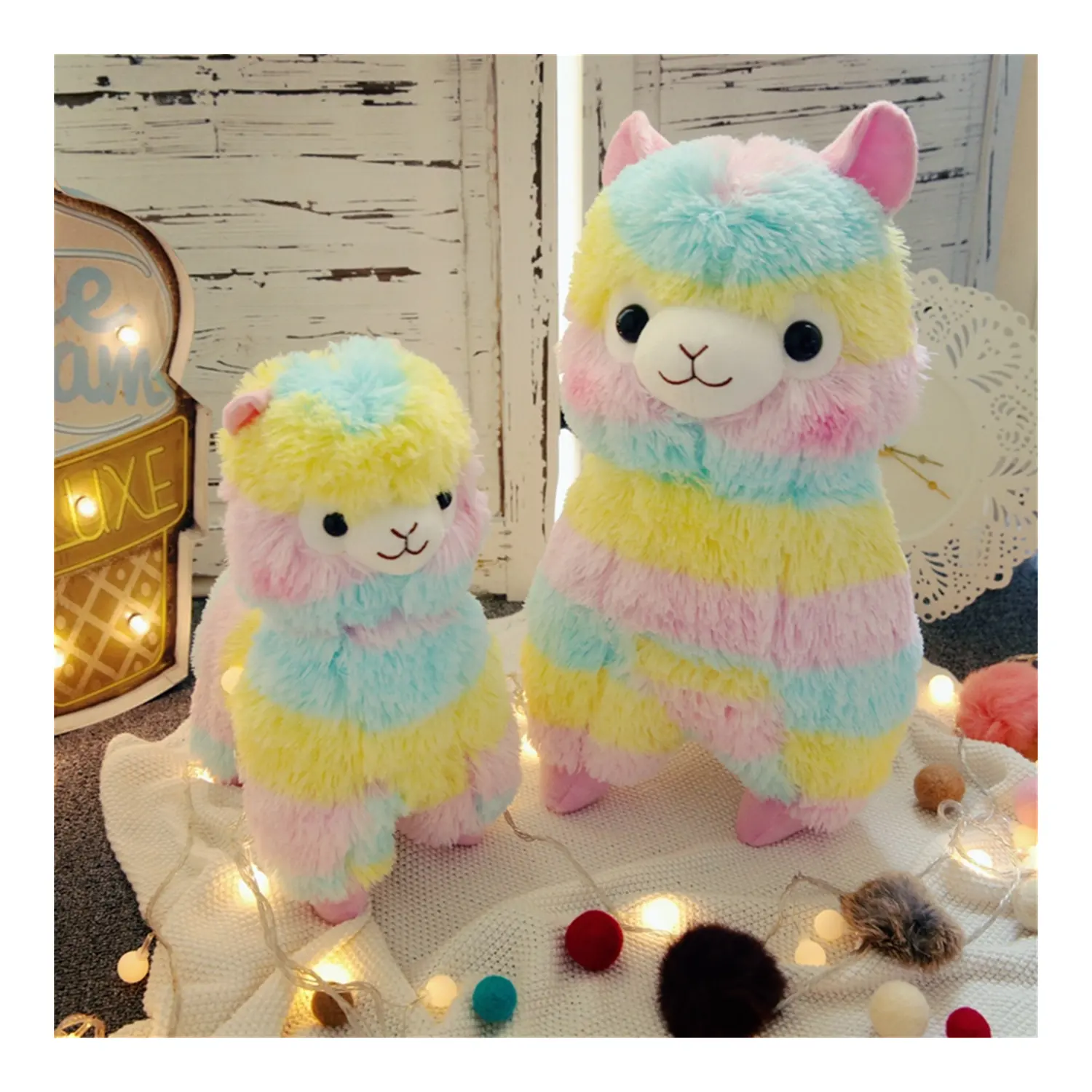 Logo su misura nuovo arcobaleno alpaca bambole colorate erba fango cavallo giocattoli di peluche bambole di pecora peluche regali animali peluche bambola giocattoli di peluche