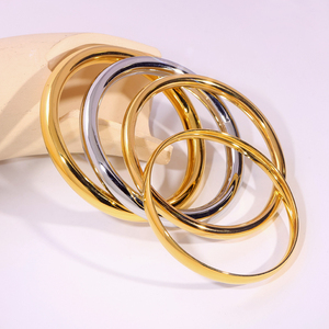 Hot Bán 4Mm 6Mm 8Mm Thép Không Gỉ Tối Giản Vòng Đeo Tay Mịn Phải Đối Mặt Với Rắn Vàng Khóa Đồng Bằng Vòng Tròn Cuff <span class=keywords><strong>Bangle</strong></span> - Product Image 1