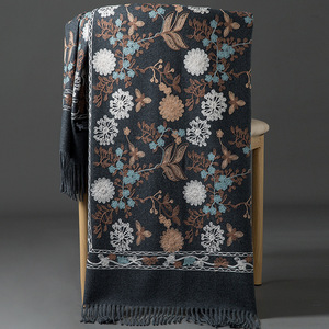 Ethnic Style Hand Embroidered Thickened <strong>and</strong> Enlarged Wool Kashmir Women Winter Cashmere <strong>Shawls</strong> <strong>Wrap</strong> Scarf for Women - Product Image 5