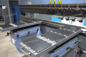 Système de pompe à double servo DA69S 8+1 de qualité professionnelle avec technologie de compensation de pression intelligente, opérations de pliage de haute précision - Product Image 2