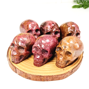 Crânes en Rhodonite Naturelle Sculptés à la Main, Vente en Gros, Pierres de Guérison, Sculptures en Quartz, Décoration d'Intérieur, Cadeau - Product Image 2