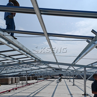Systèmes solaires photovoltaïques industriels à cadre pour carport, avec rail de support auxiliaire étanche en acier Q235 anodisé HDG pour gouttière