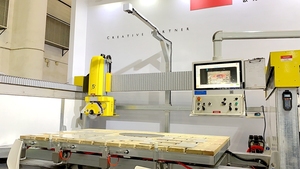Encimeras de fregadero Corte Fresado Perfilado 5 Ejes CNC Puente Sierra Máquina - Product Image 2
