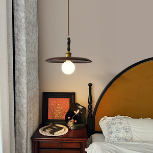 Lámpara Colgante Pequeña de Estilo Nórdico, Color Nogal Negro, Estilo Francés de Lujo Ligero, Nostálgica y Retro - Product Image 1