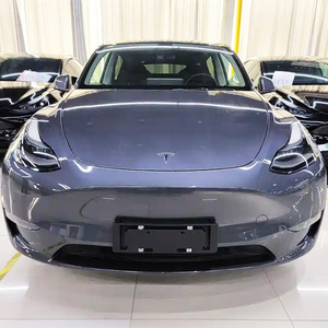 SUV d'occasion haut de gamme à conduite confortable, <span class=keywords><strong>Tesla</strong></span> Model Y Long Range <span class=keywords><strong>2021</strong></span>, transmission intégrale, idéal pour les trajets quotidiens et les voyages en famille - Product Image 2