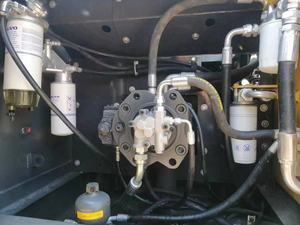 Excavatrice sur chenilles hydraulique Volvo EC210 d'occasion, Volvo 210 EC210B EC210D - Product Image 5