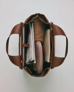 RZCK 2025 Borsa Tote a Spalla di Lusso da Donna Marrone ad Alta Capienza in Vera Pelle Italiana Portacomputer da 16 Pollici Personalizzata - Product Image 2