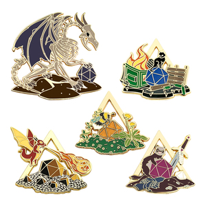 Broche personnalisée amusante en émail dur, motif animal Dungeons and Dragons, en métal moulé sous pression avec placage or/argent - Product Image 1