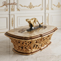 Ensemble de canapés de luxe en bois sculpté turc, couleur champagne doré, avec table à manger, pour l'aménagement intérieur de grandes maisons.