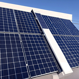 Robot de nettoyage et de dépoussiérage de panneaux solaires sur toiture HUB E - Product Image 1