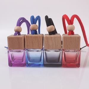 6ml deodorante per <span class=keywords><strong>auto</strong></span> appeso bottiglia di vetro ciondolo <span class=keywords><strong>auto</strong></span> <span class=keywords><strong>diffusore</strong></span> di <span class=keywords><strong>profumo</strong></span> bottiglia per oli essenziali fragranza ornamento - Product Image 2