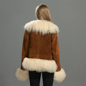 معطف بومبر من جلد الغنم الحقيقي المقصوص معطف ياقة من فرو الخراف الحقيقي بالجملة معاطف نسائية مخصصة من الجلد الأصلي للنساء - Product Image 4