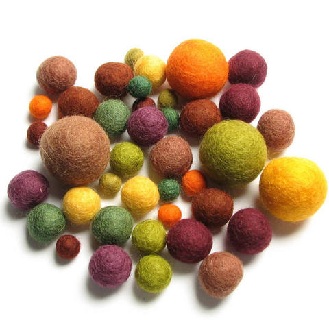 Craft Christmas Tree Ornament Wool Balls Pom Poms Wool Color Balls 2 cm 0.8 Inch Handmade  Bulk Small Puff for Felting & Garland