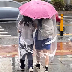 Parapluie coupe-vent personnalisable en gros de qualité supérieure à vendre pour les activités de plein air à la saison des pluies - Product Image 1