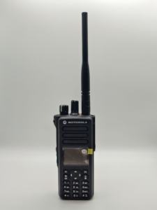Radio Digital DMR Original Motorola DP4801e IP68 Impermeable con Bluetooth y GPS Transceptor Portátil UHF/VHF - Product Image 6
