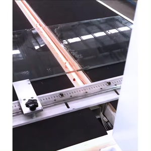 CE ha approvato la macchina di taglio del vetro laminato del tavolo della taglierina del vetro con la funzione di riscaldamento - Product Image 2