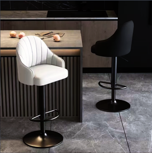 Sgabello da Bar <span class=keywords><strong>in</strong></span> <span class=keywords><strong>Ferro</strong></span> Regolabile Stile Italiano di Lusso Leggero, Base Cromata Girevole, Design Moderno <span class=keywords><strong>e</strong></span> Minimalista per Casa, Cucina <span class=keywords><strong>e</strong></span> Sala da Pranzo - Product Image 1
