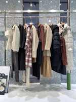 Veste d'hiver chaude décontractée pour femme à prix d'usine, veste de mode, vente en gros de vêtements pour femme, livraison aléatoire