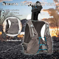 Gilet d'hydratation unisexe Nathan, en nylon léger, ajustement rapide, réfléchissant, comprend deux bouteilles Hydrapak de 14 oz (4 L)