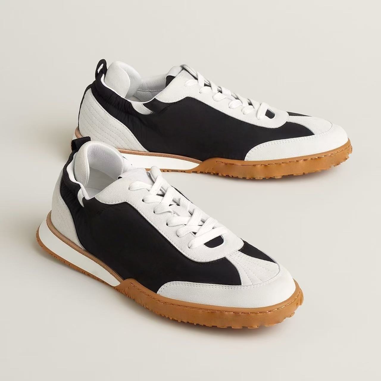 ติดต่อฉัน