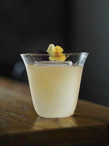 Botella de Vidrio Ultrafina de Estilo Japonés para Té y Vino, Diversos Diseños, para Fiestas, Venta al Por Mayor - Product Image 2