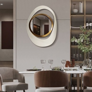 <span class=keywords><strong>Miroir</strong></span> mural décoratif artisanal en fer tridimensionnel de style nordique, forme irrégulière, design moderne et simple, respectueux de l'environnement - Product Image 1