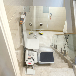 Silla Salvaescaleras Inalámbrica con Control Remoto, Arranque y Parada con un Clic, Silla Elevadora para el Hogar con Control Remoto Inalámbrico - Product Image 3