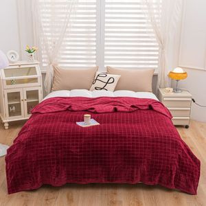 Manta de franela de poliéster 100% de punto de tamaño grande roja lavable a máquina cálida, manta a cuadros para sofá, cama de viaje para el hogar - Product Image 4
