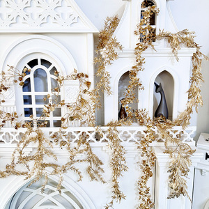 Série Or : Fleurs Artificielles en Rotin Plastique Plaqué Or pour Décoration de Mariage, Art Mural et de Plafond, Accessoires de Décoration Intérieure - Product Image 4