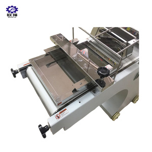 Rouleaux <span class=keywords><strong>de</strong></span> <span class=keywords><strong>pain</strong></span> commerciaux à grande vitesse Barres <span class=keywords><strong>de</strong></span> <span class=keywords><strong>pain</strong></span> grillé Pâte Toast Façonner formant Mini rouleau <span class=keywords><strong>de</strong></span> pâte à <span class=keywords><strong>pain</strong></span> - Product Image 3