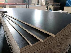 <span class=keywords><strong>Panneau</strong></span> en treillis métallique <span class=keywords><strong>antidérapant</strong></span> moderne 12mm-30mm <span class=keywords><strong>contreplaqué</strong></span> <span class=keywords><strong>antidérapant</strong></span> à face en mélamine avec placage de bouleau Normes d'émission de formaldéhyde E0 - Product Image 5