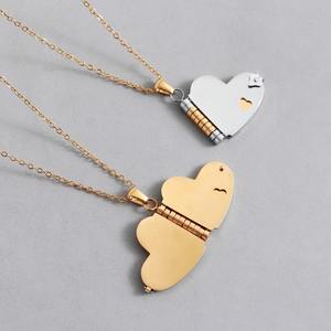 Collier médaillon cœur ouvrable <span class=keywords><strong>en</strong></span> acier inoxydable 30 mm, personnalisable avec <span class=keywords><strong>mots</strong></span>, pendentif couple, bijou souvenir photo, cadeau pour <span class=keywords><strong>elle</strong></span> et lui - Product Image 2