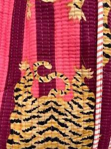 Sac de transport matelassé en coton léger, imprimé à la main, sac à bandoulière pour le quotidien et les voyages - Product Image 5