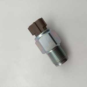 ZAX330-3 Датчик коллектора системы впрыска топлива 8-98138736-0 8-98119790-0 4HK1 6HK1 высокого давления датчик 499000-6310 499000-6160 499000-6131 - Product Image 2