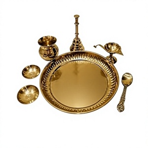 Ensemble de thali en laiton pour la puja avec plateau et cuillère pour les activités religieuses, design circulaire, matériau durable - Product Image 5