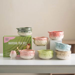Juego de Té Matcha de Cerámica con Lazo de Mariposa y Logotipo Personalizado, Kit de Caja de Regalo para Ceremonia Japonesa de Matcha con Batidor de Bambú - Product Image 1