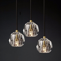 Lustres modernes de luxe léger pour salons, escaliers, salles à manger, hôtels. Lampes en cristal et en cuivre, fabrication sur mesure directe d'usine.