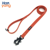 Laisse d'entraînement pour chien en PVC personnalisée HanYang OEM avec clip grenouille, sangle en PVC enduit imperméable et durable, laisse tactique d'entraînement