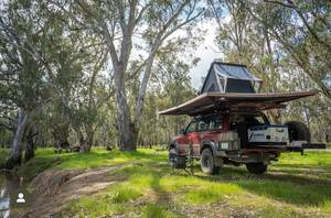 <span class=keywords><strong>HoYa</strong></span> 4x4 al aire libre Camping SUV vehículo lado del coche toldo <span class=keywords><strong>de</strong></span> 270 grados toldo <span class=keywords><strong>de</strong></span> pie tienda <span class=keywords><strong>de</strong></span> toldo retráctil personalizado 270 toldo - Product Image 2