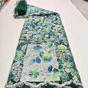 Tissu de robe de mariée en voile 100% polyester écologique brodé de fleurs avec <span class=keywords><strong>dentelle</strong></span> à sequins européenne et américaine, largeur 51'/52' - Product Image 6