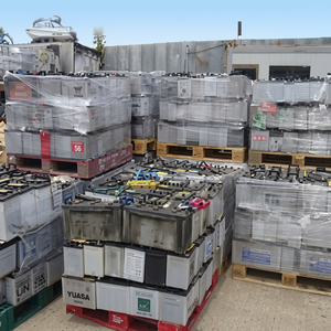 Déchets de batteries au plomb usagées, plaques nettoyées pour le recyclage - Product Image 6