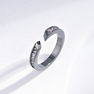 Bague unisexe en cuivre noir, style hip-hop, micro-pavée de zircon, avec pierre naturelle, motif fleur et étoile, plaquée or, style gothique, pour soirée - Product Image 2