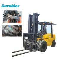 Chariots élévateurs diesel DURABLER de Source Factory peuvent être équipés de déplaceurs latéraux pour divers types d'accessoires de chariots élévateurs