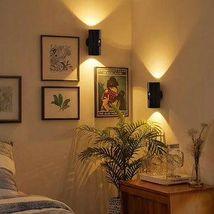 Luce Notturna LED Magnetica 3CCT con Telecomando e Sensore, Ricaricabile USB, Lampada <span class=keywords><strong>da</strong></span> Parete Infrangibile in ABS Bianco e Nero per Camera <span class=keywords><strong>da</strong></span> Letto - Product Image 1