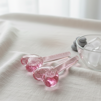 Boules de verre de haute qualité pour massage facial à l'eau purifiée, fabricant direct, globes de glace en forme de cœur, personnalisables en gros