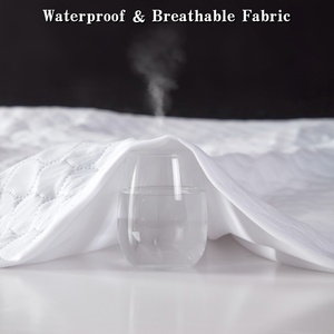 Protège-matelas en microfibre direct d'usine matelassé imperméable respirant double couverture doux brossé protection contre les punaises <span class=keywords><strong>de</strong></span> <span class=keywords><strong>lit</strong></span> pour la maison - Product Image 4