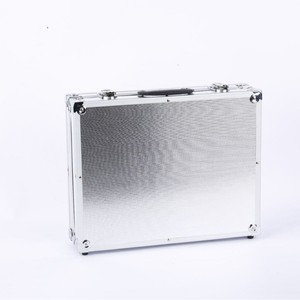 ชุดซ่อมกระจกรถยนต์ ชุดซ่อมรอยขีดข่วนและรอยแตกบนกระจกรถยนต์ - Product Image 3